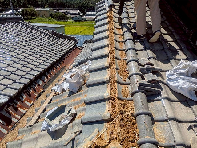 加古川市　棟を取り外した様子